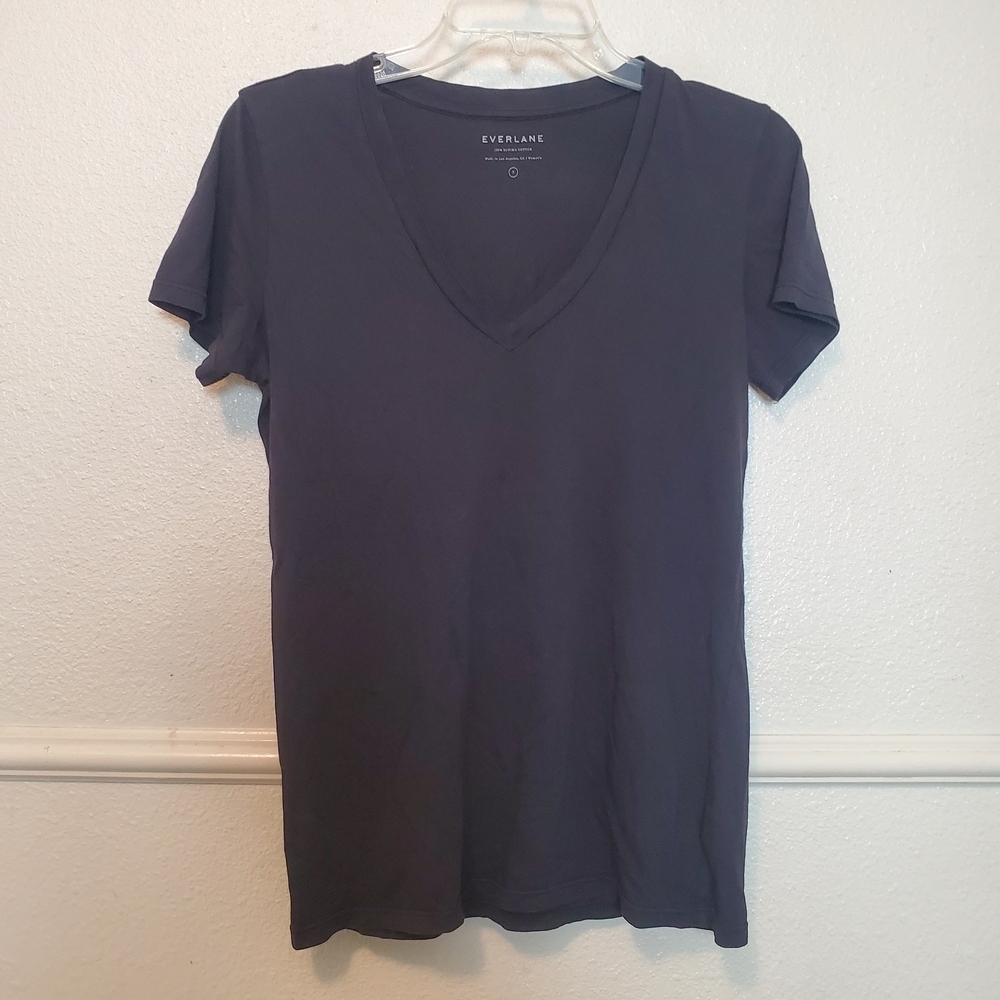 Everlane Charcoal V-Neck Short Sleeve Tee Supima Cotton Small